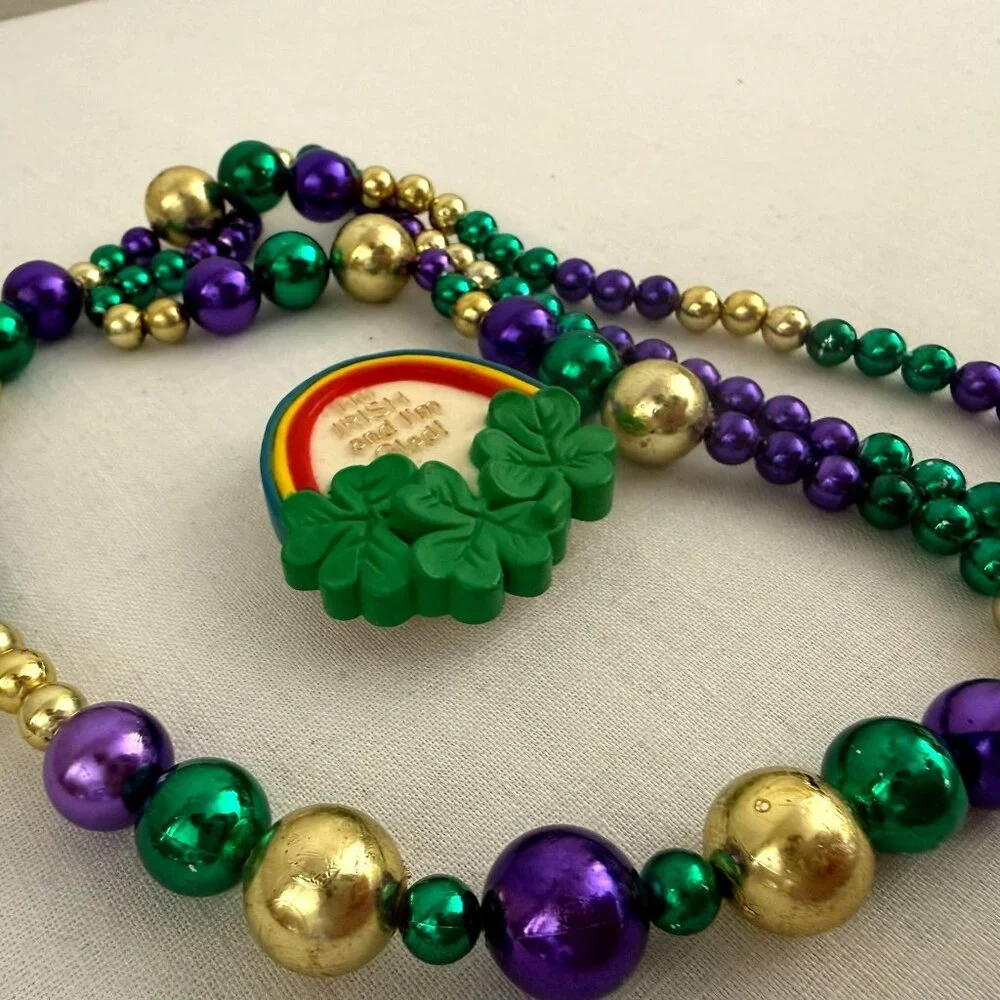 Vintage 1980 Irish Pin Brooch and St Patricks Madi Gras 34in Necklace  Set